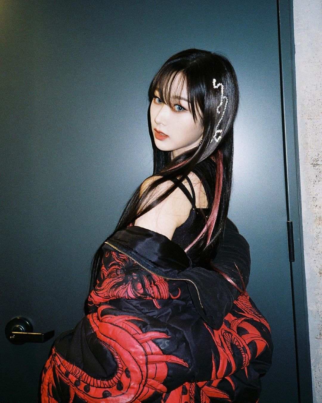 image source_instagram_aespa_official