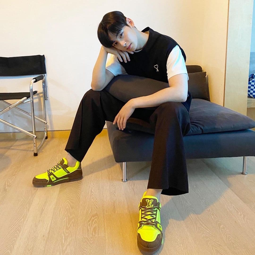 instagram | eunwo.o_c