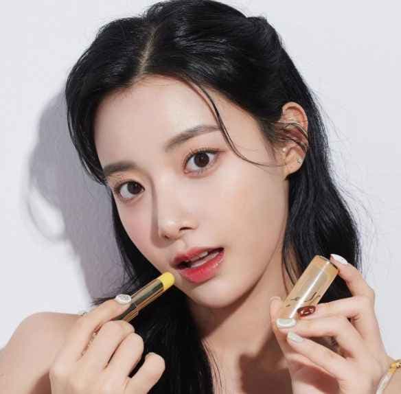 Image Source_Instagram | minyoung_aori