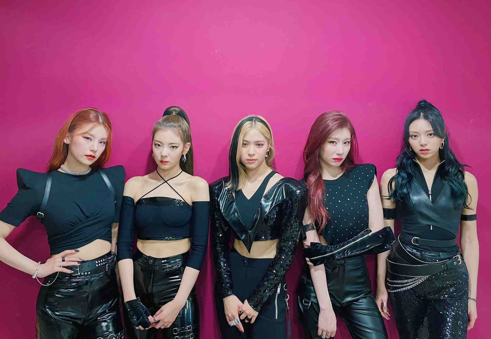 https://www.instagram.com/itzy.all.in.us/