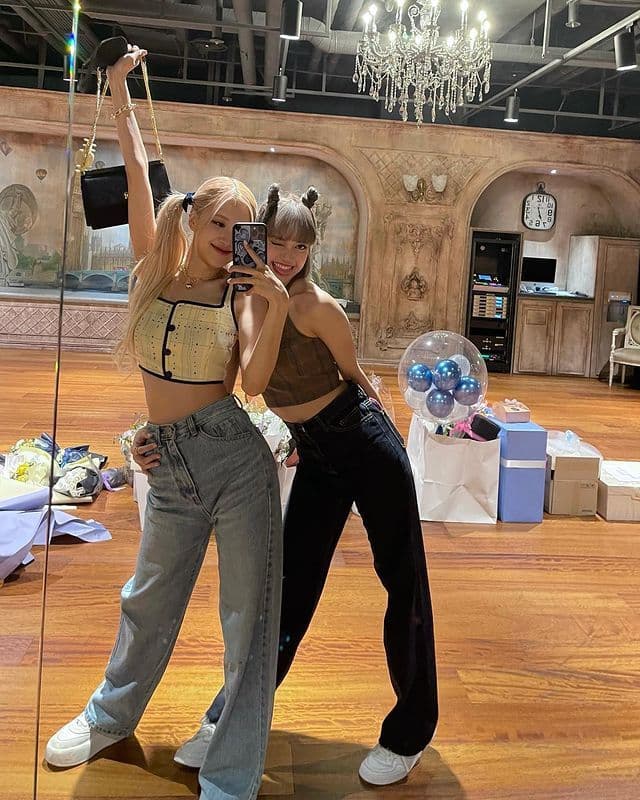 Image Source_Instagram | roses_are_rosie