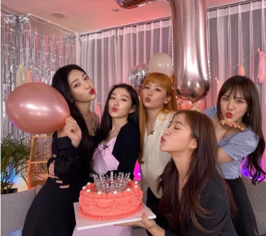 Image Source_Instagram | redvelvet.smtown