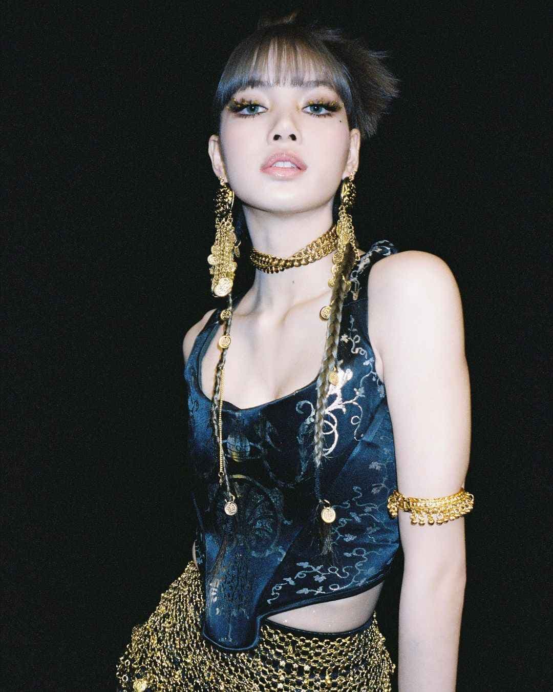 Image Source instagram | lalalalisa_m