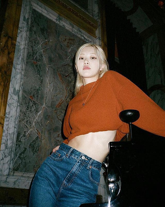 instagram | roses_are_rosie
