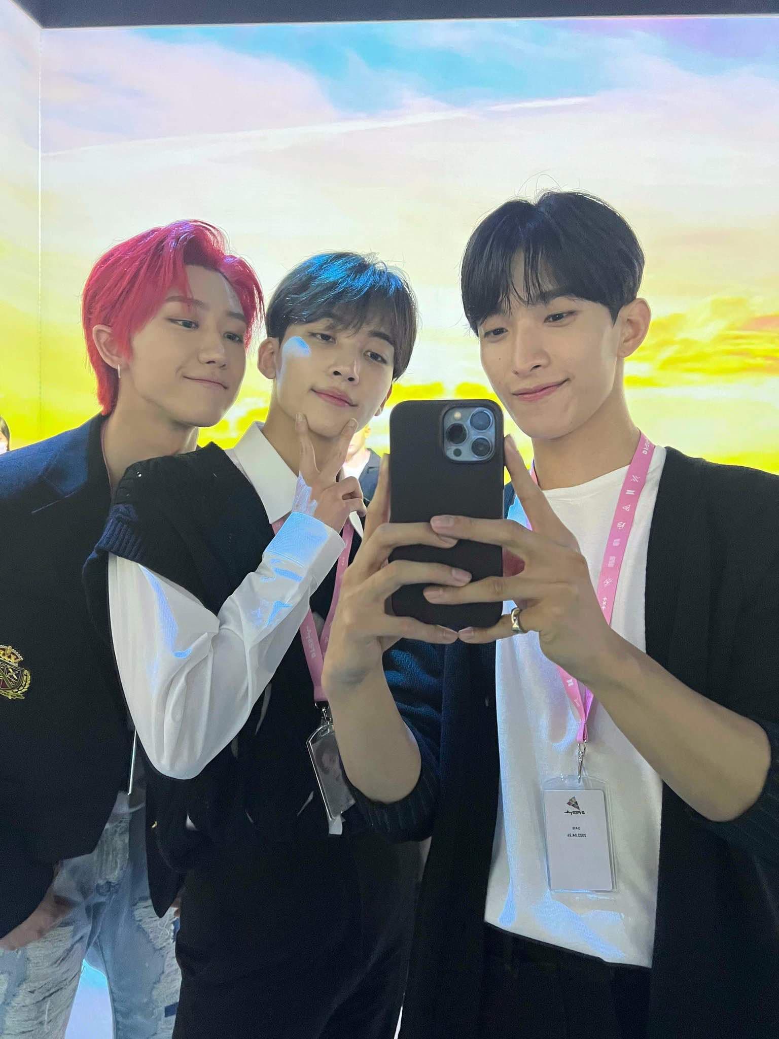 Image Source : Twitter | pledis_17
