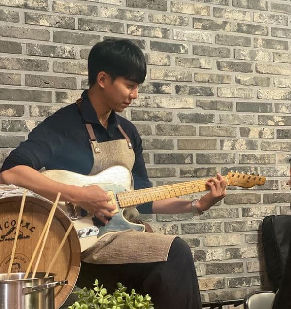 Image Source_Instagramㅣleeseunggi.official