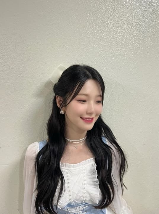 Image Source_Instagram |jiheonnibaek