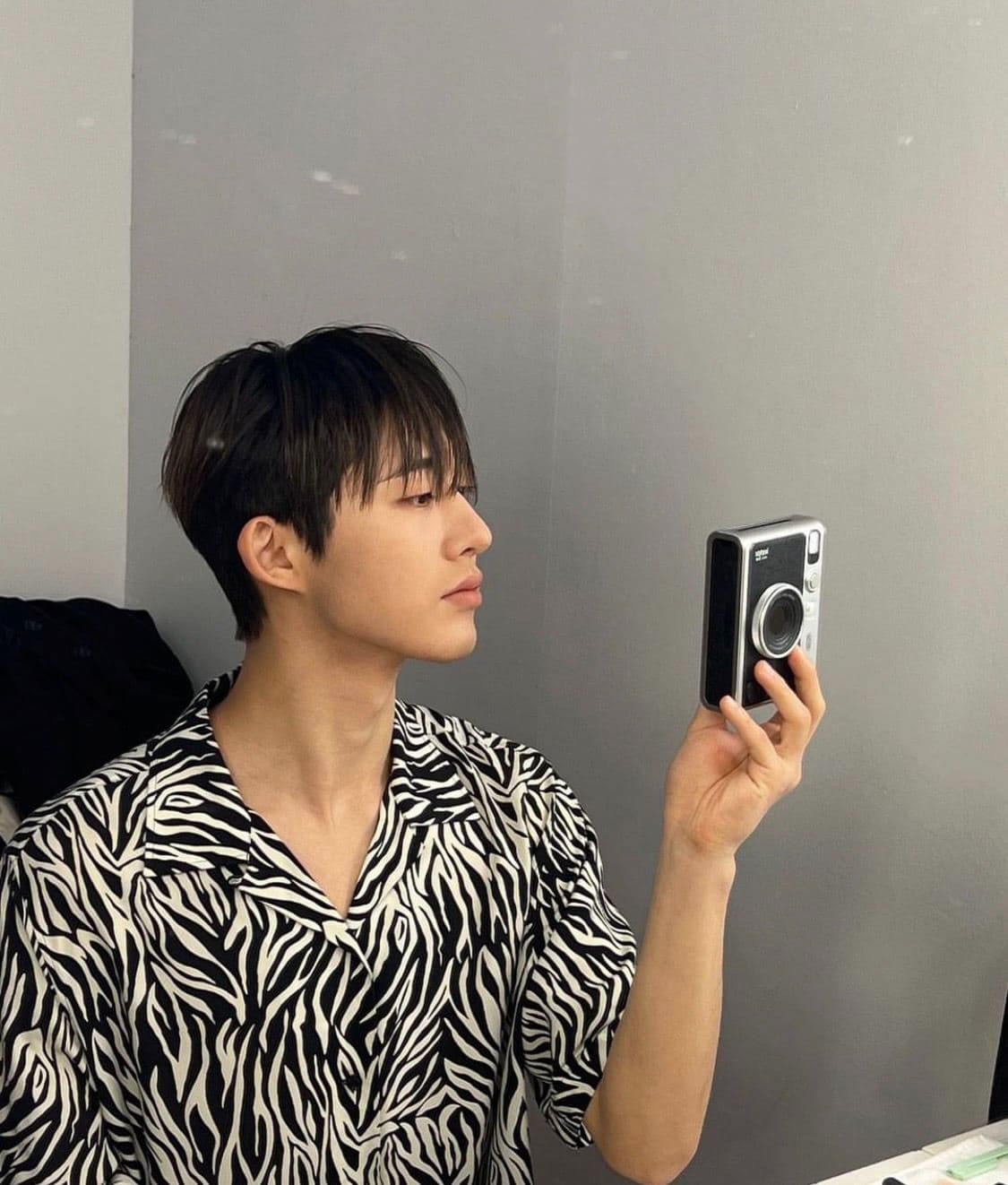 image source_instagram|shxxbi131