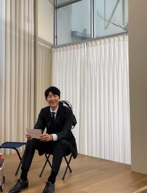 image source_instagram|hi_songjoongki