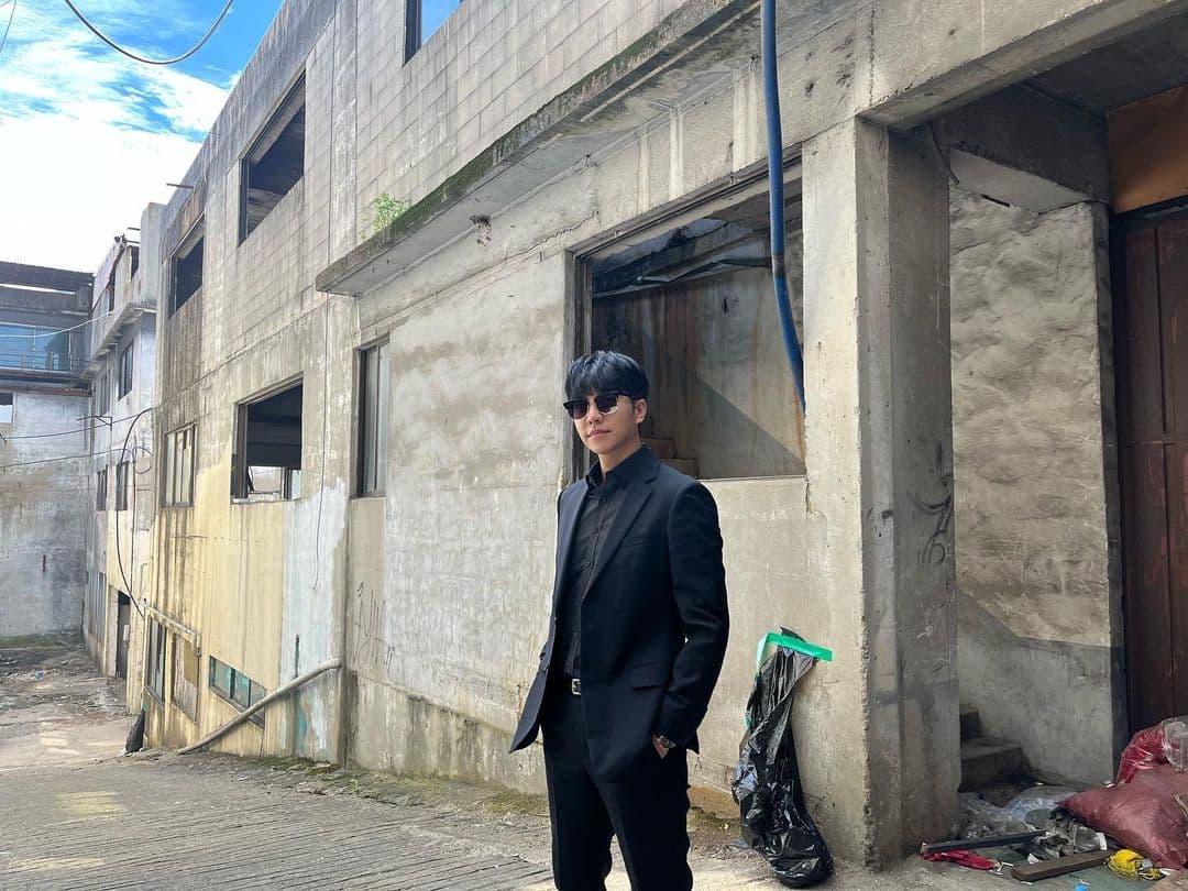 Image source_ Instagram | leeseunggi.official