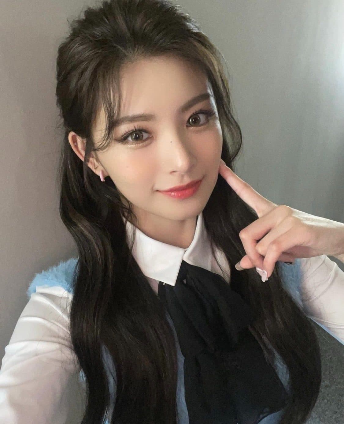image source_instagram|official_everglow