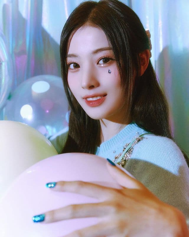 Image source_ Instagram | jinni_.nmixx