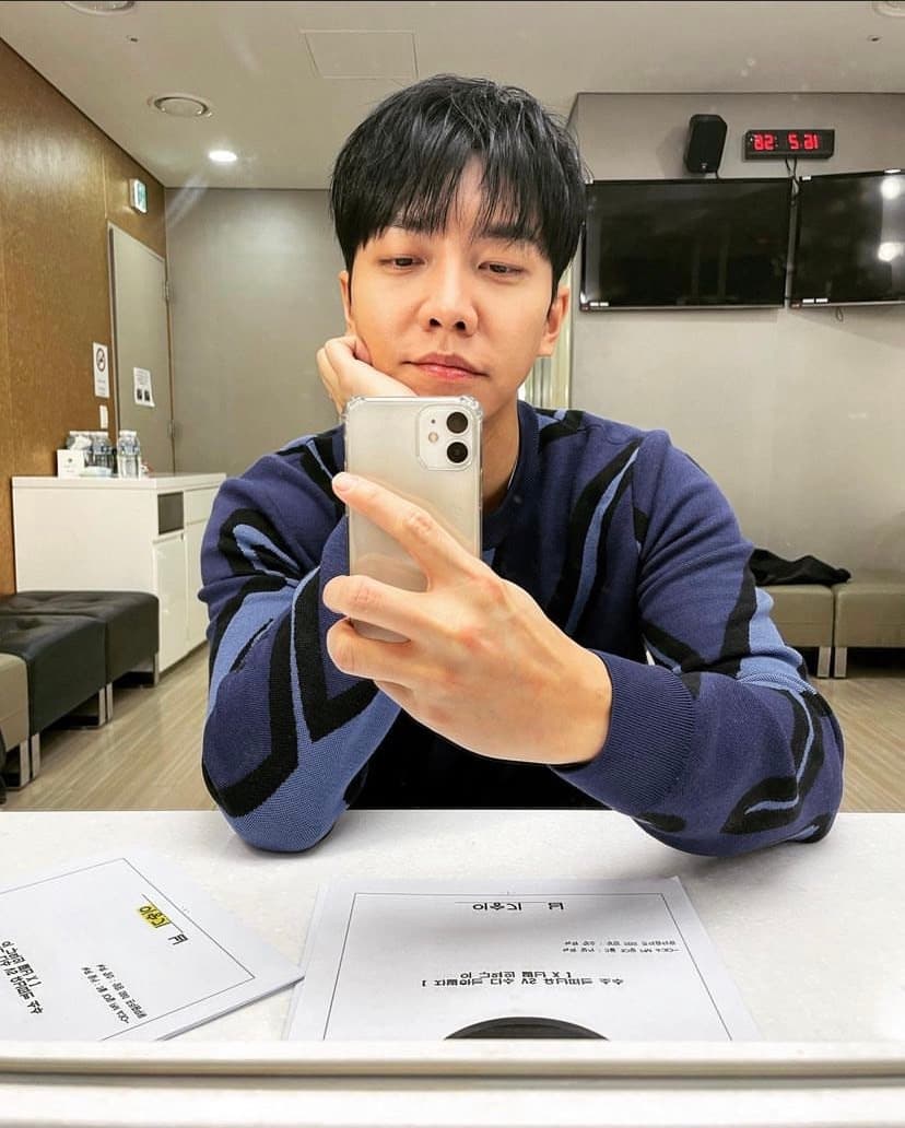 Image Source |李昇基 IG