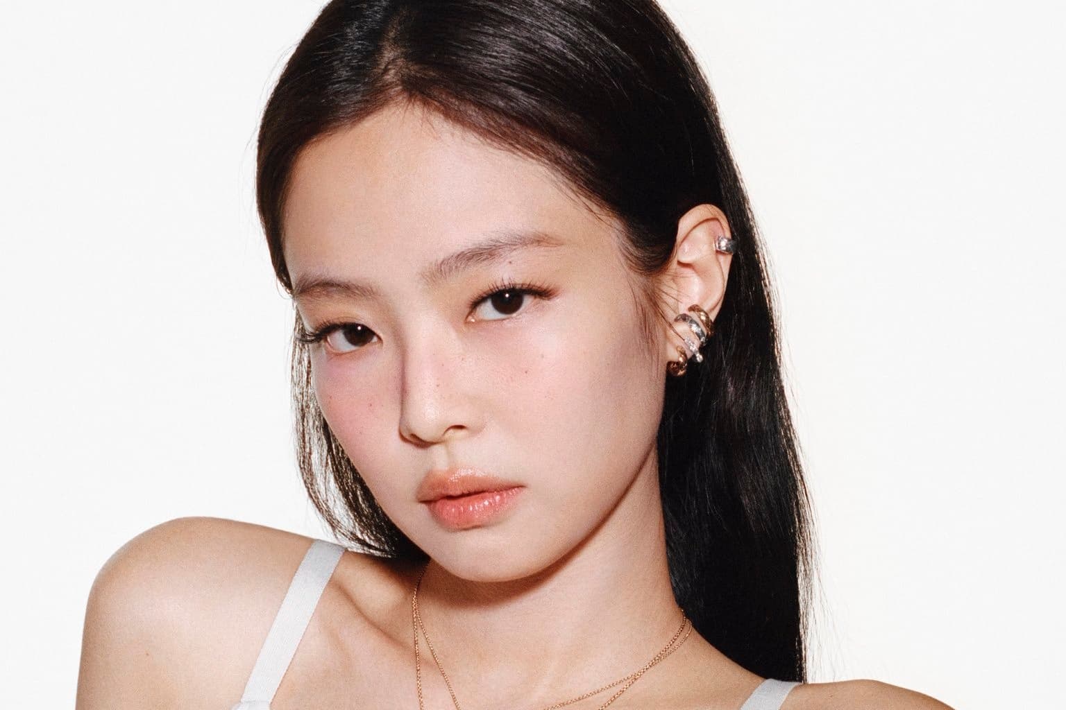 【Jennie創紀錄】攜〈Dracula〉衝進告示牌Hot 100前5!女K-pop歌手史上第2人