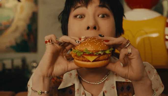 韓娛熱議-GD X 麥當勞聯名曝光